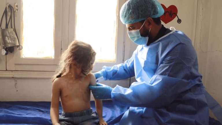 sistema salud siria ayuda medicos del mundo imagen comprimida landing web