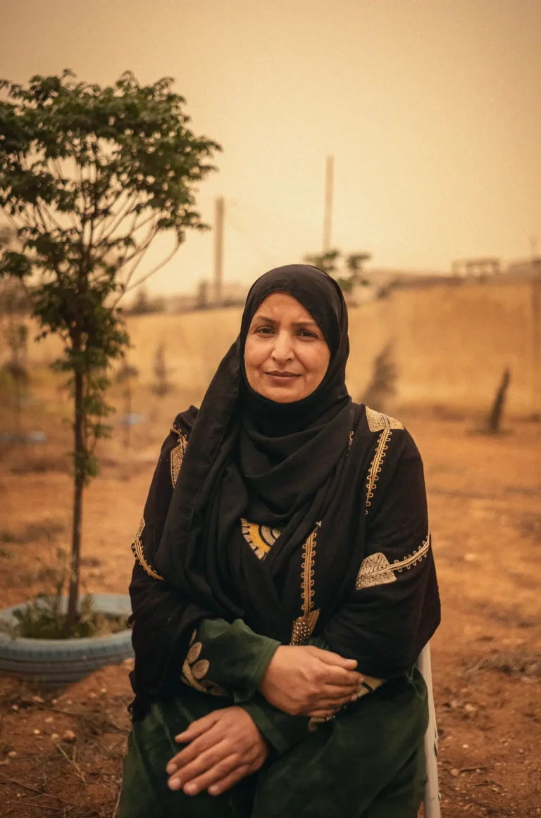 Samia acude a consultas psicológicas en un centro sanitario a las afueras de Hasaka apoyado por Médicos del Mundo. Guillem Trius.