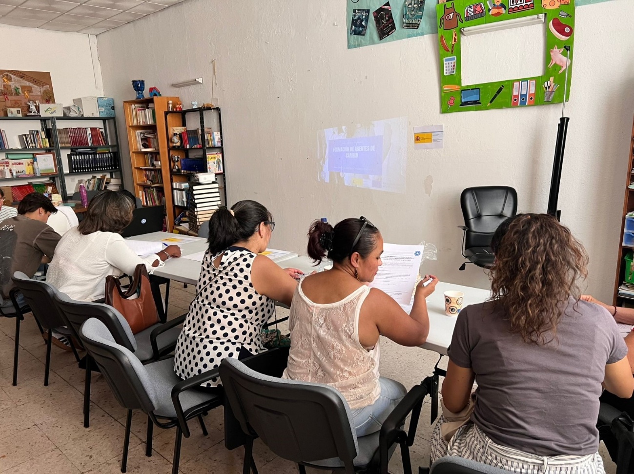 talleres formativos a mujeres migrantes