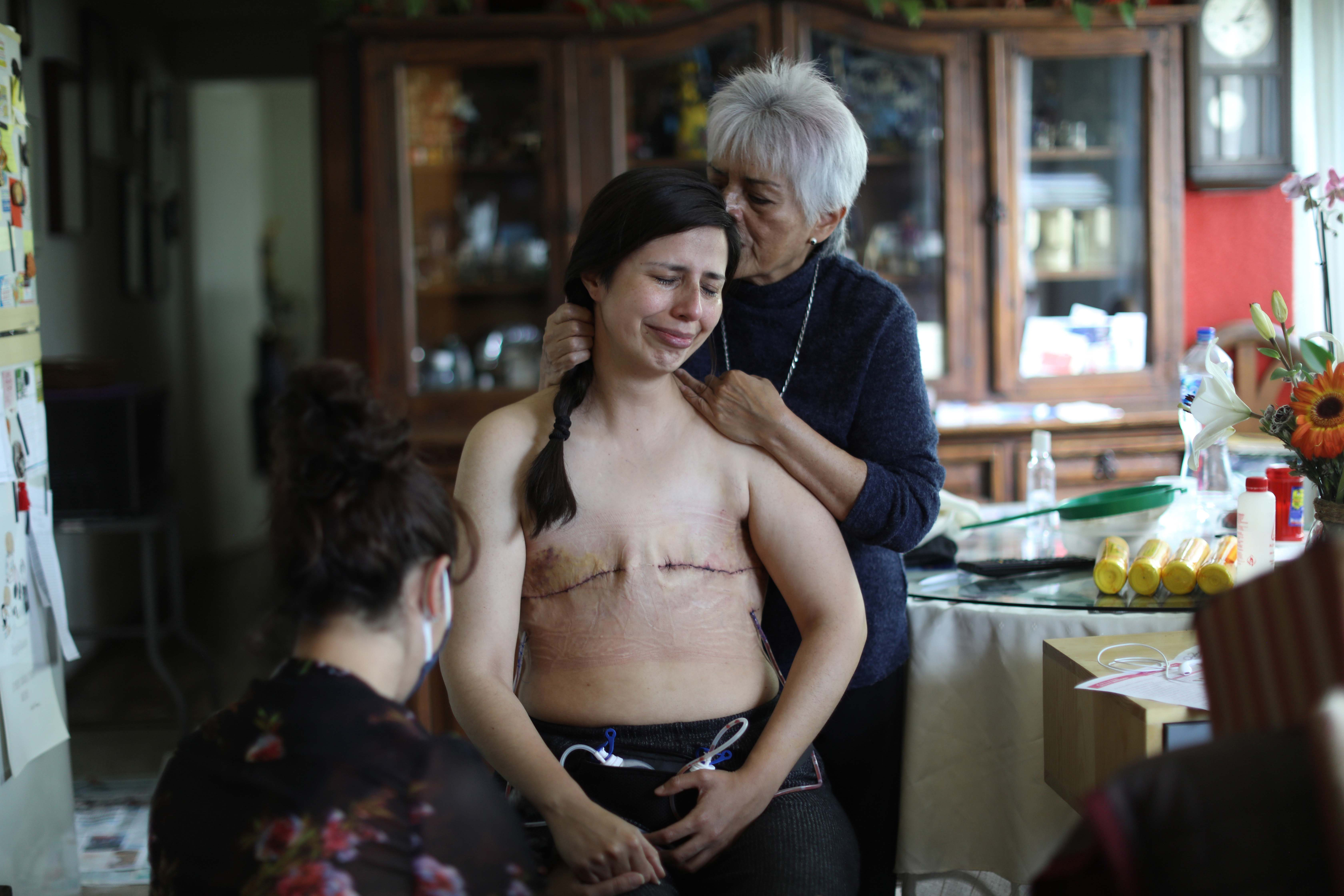 Imagen de la serie 'Jódete cáncer', mención especial del jurado de la 26 edición del Premio de Fotografía Humanitaria Luis Valtueña. ©Sashenka-Gutiérrez