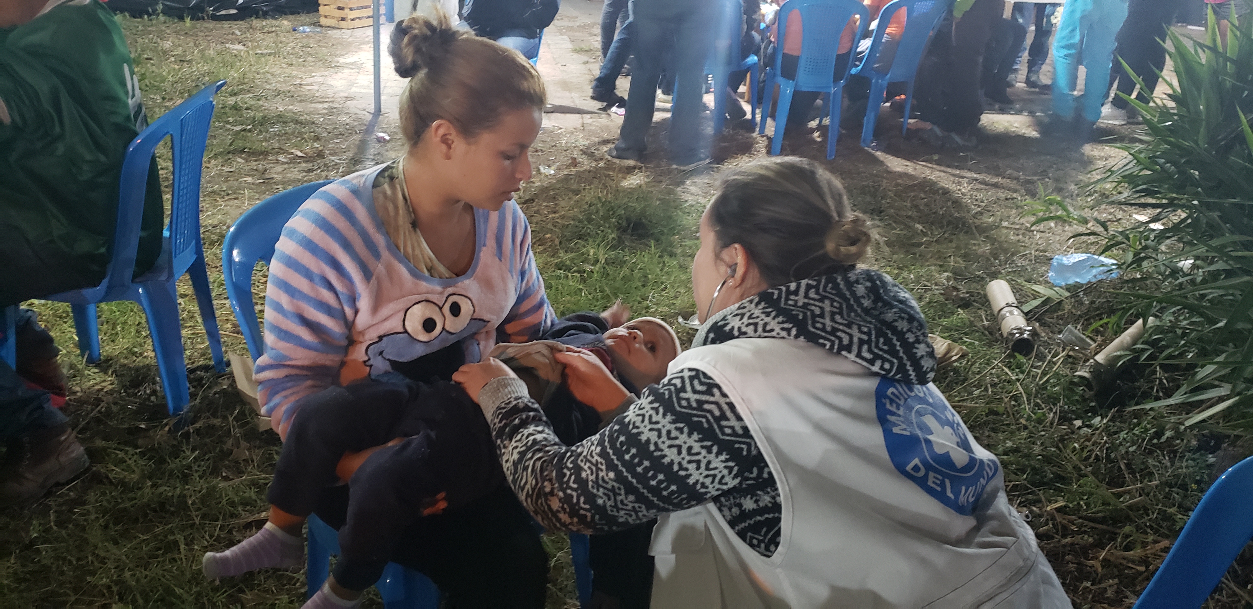Atención sanitaria en la Casa del Migrante en Guatemala.