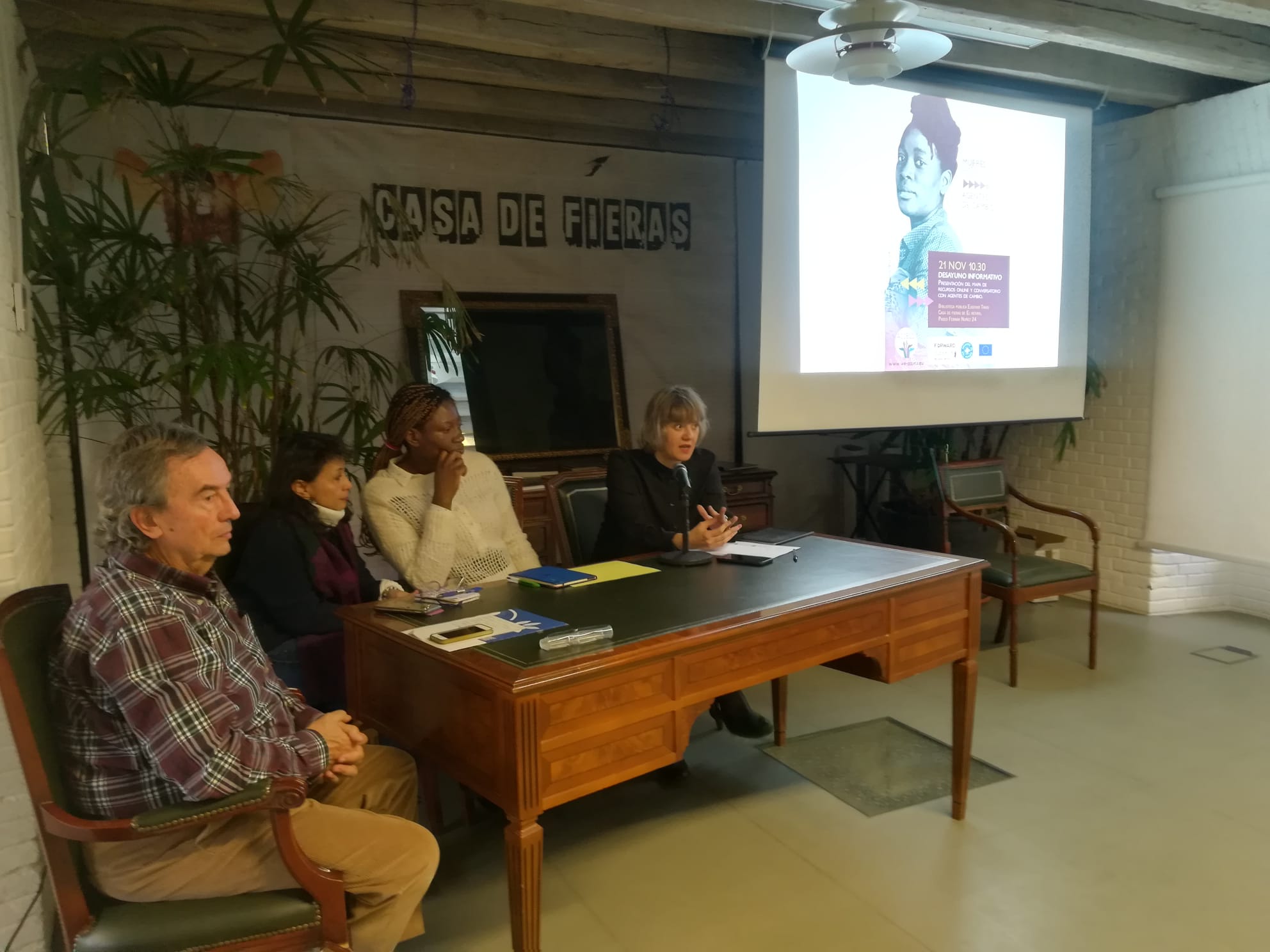 Presentación del programa europeo ACCESS en la casa de Fieras, Biblioteca Pública Ramón Trías en El Retiro de Madrid el 21 de noviembre.